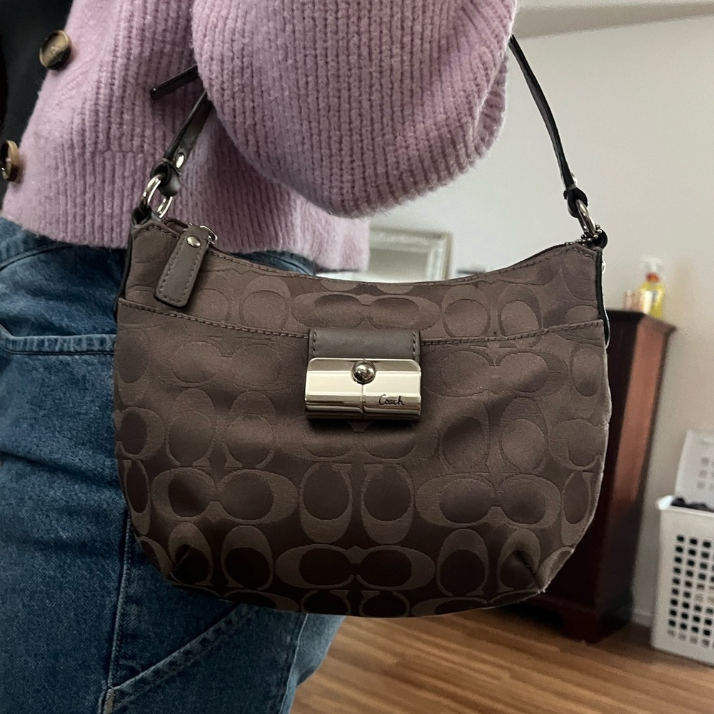 COACH 43740 Signature Shoulder Bag Canvas Women’s Used light grey lilac colored